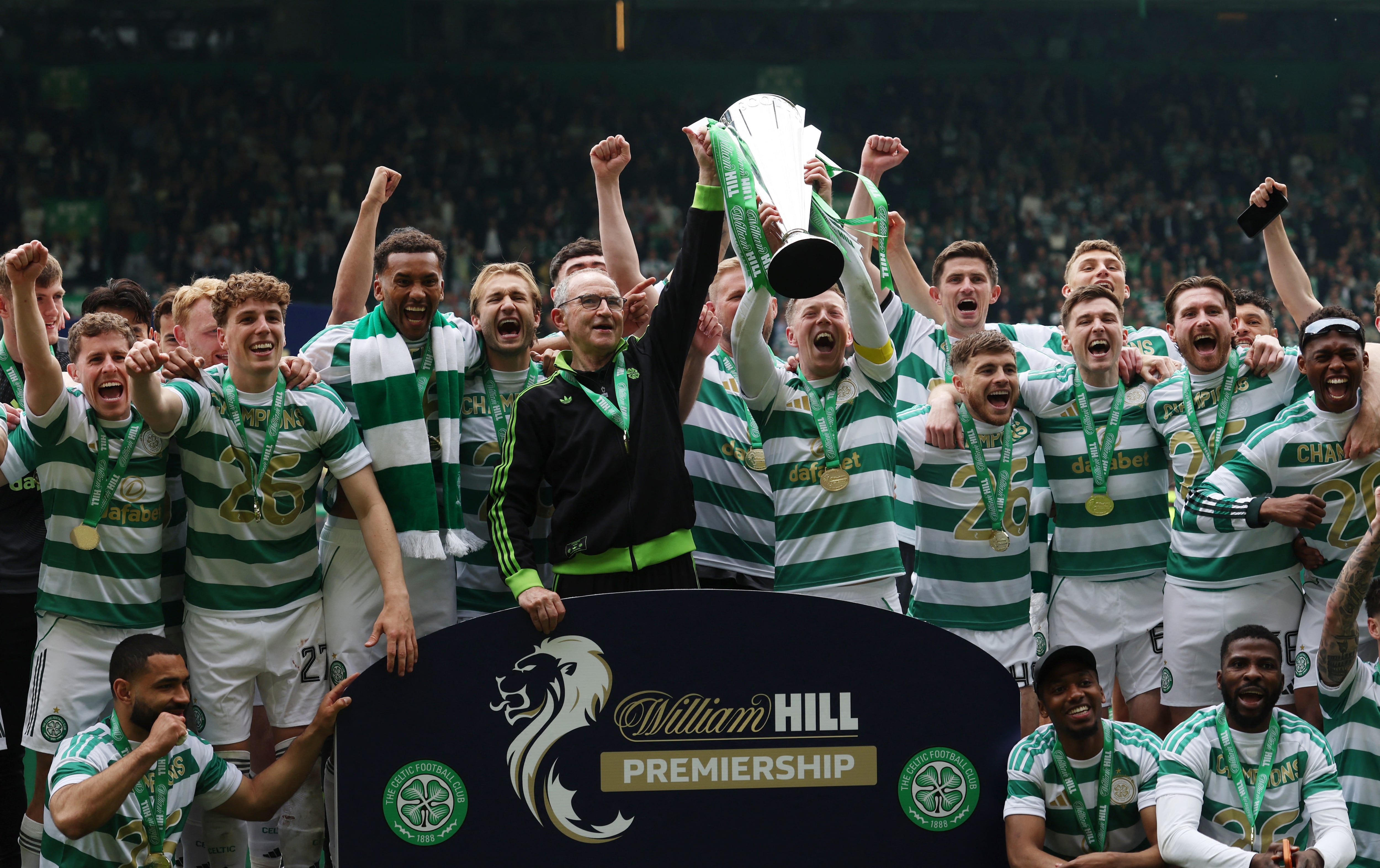 El Celtic levantó el trofeo de la Scottish Premiership (REUTERS/Russell Cheyne)