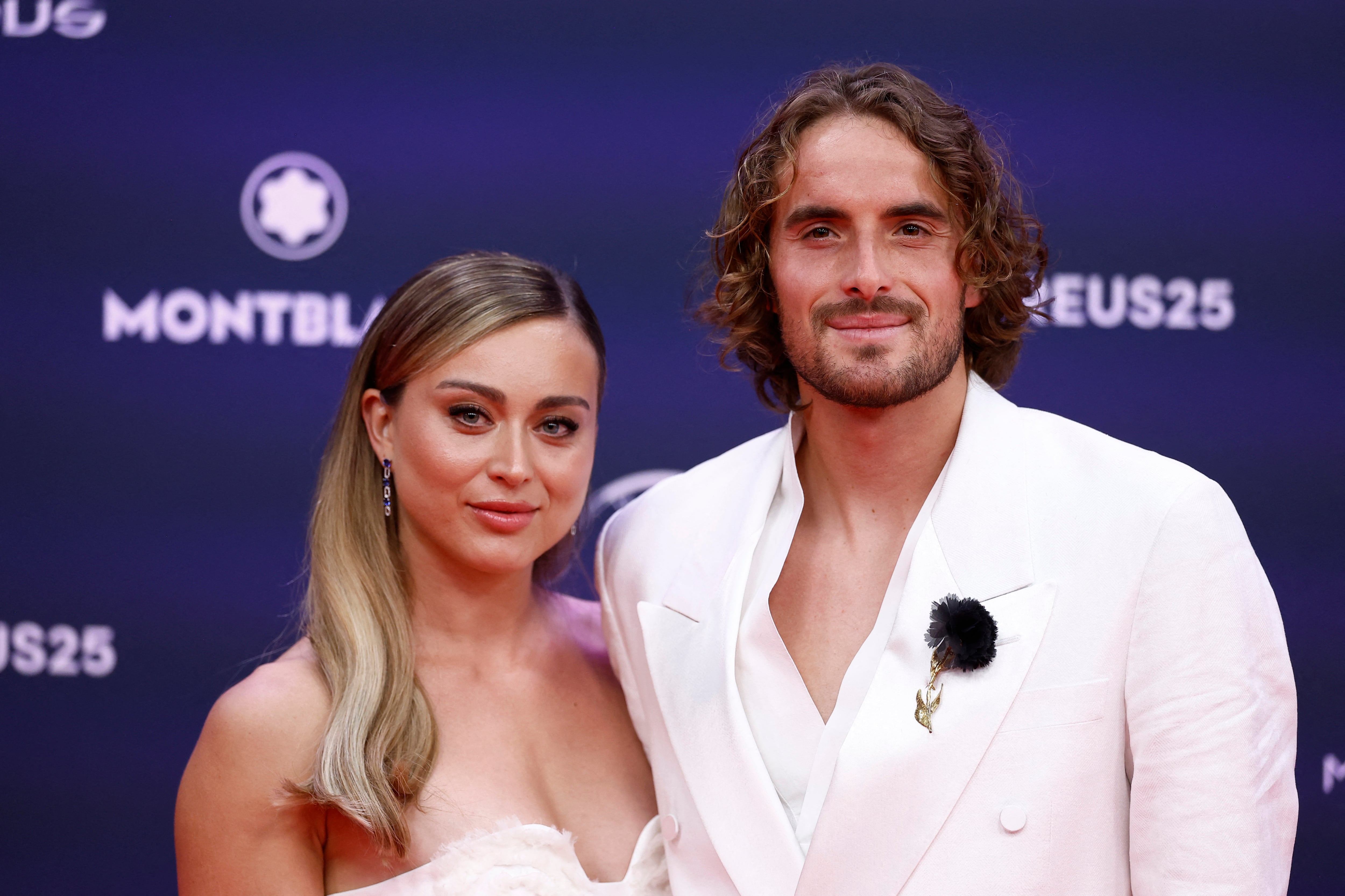 Tsitsipas y Badosa durante los premios Laureus en abril de 2025 (REUTERS/Juan Medina)
