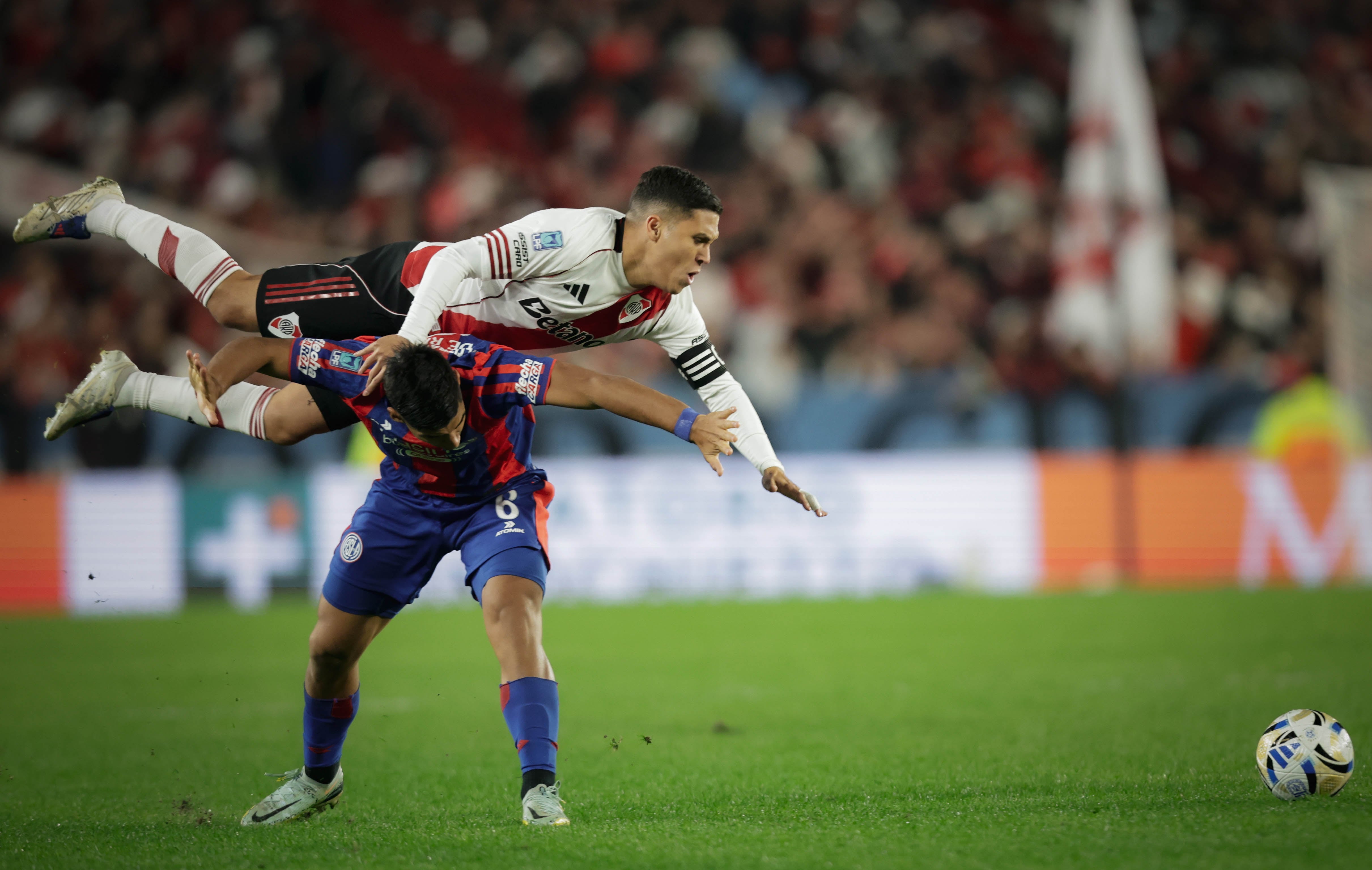Juanfer Quintero fue una de las piezas fundamentales en la victoria de River frente a San Lorenzo (FOTOBAIRES)