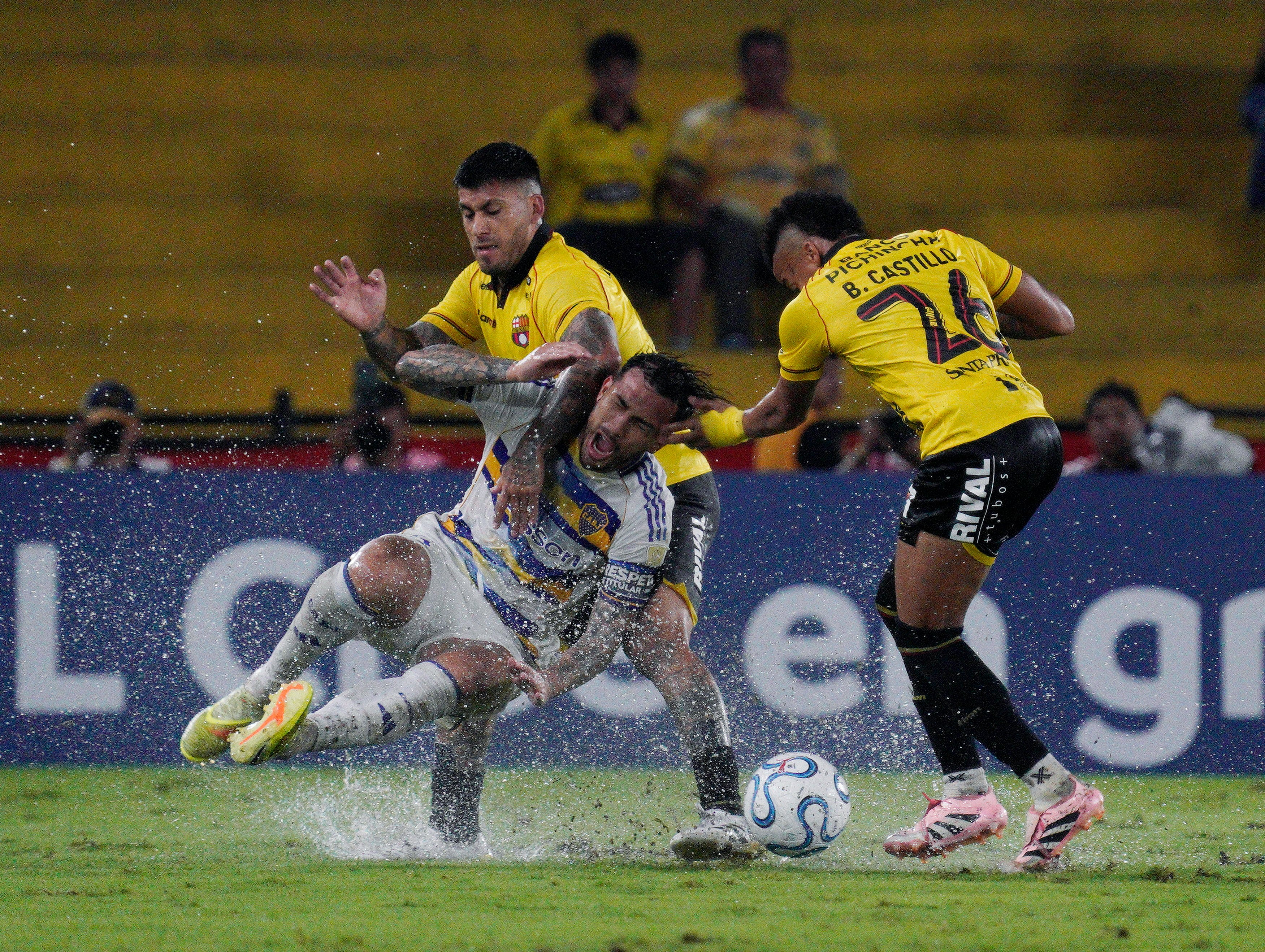 Boca hizo un esfuerzo importante en Ecuador y ahora tendrá menos descanso que Huracán (REUTERS/Santiago Arcos)