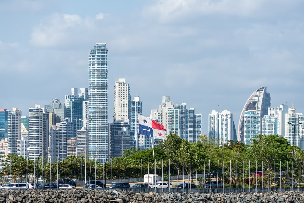 Directivos de Latinex sostienen que la dolarización y apertura financiera fortalecen la competitividad de Panamá. (Foto: Cámara de Comercio, Industrias y Agricultura de Panamá)