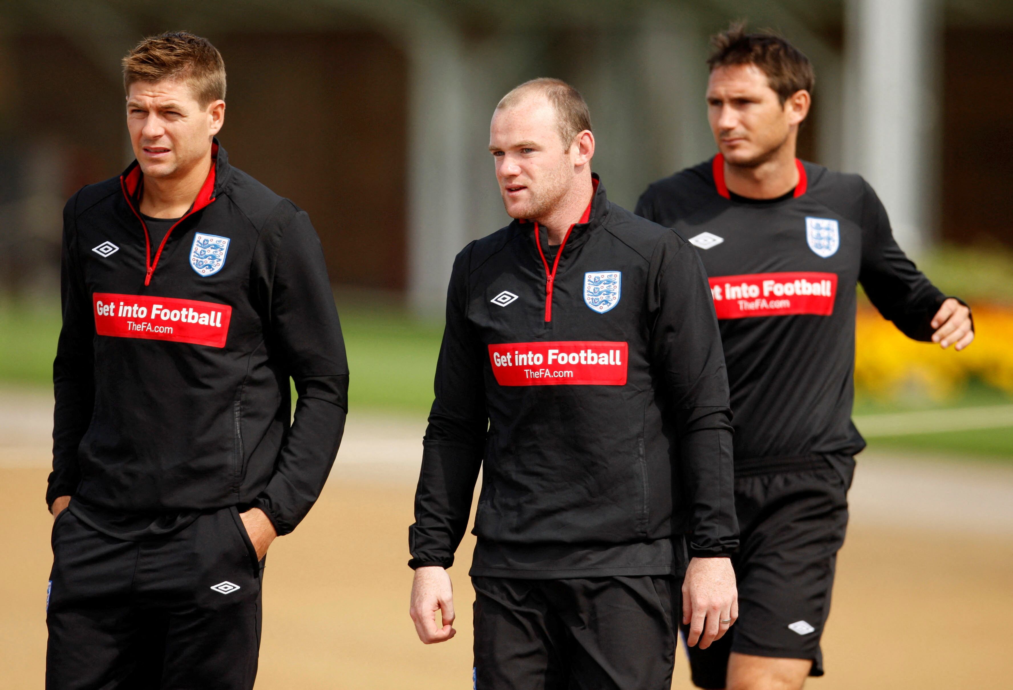 Según Owen, ningún defensa central actual supera la jerarquía de la Generación Dorada de Inglaterra del 2002 al 2006 (Mandatory Credit: Action Images / John Sibley Livepic/File Photo)