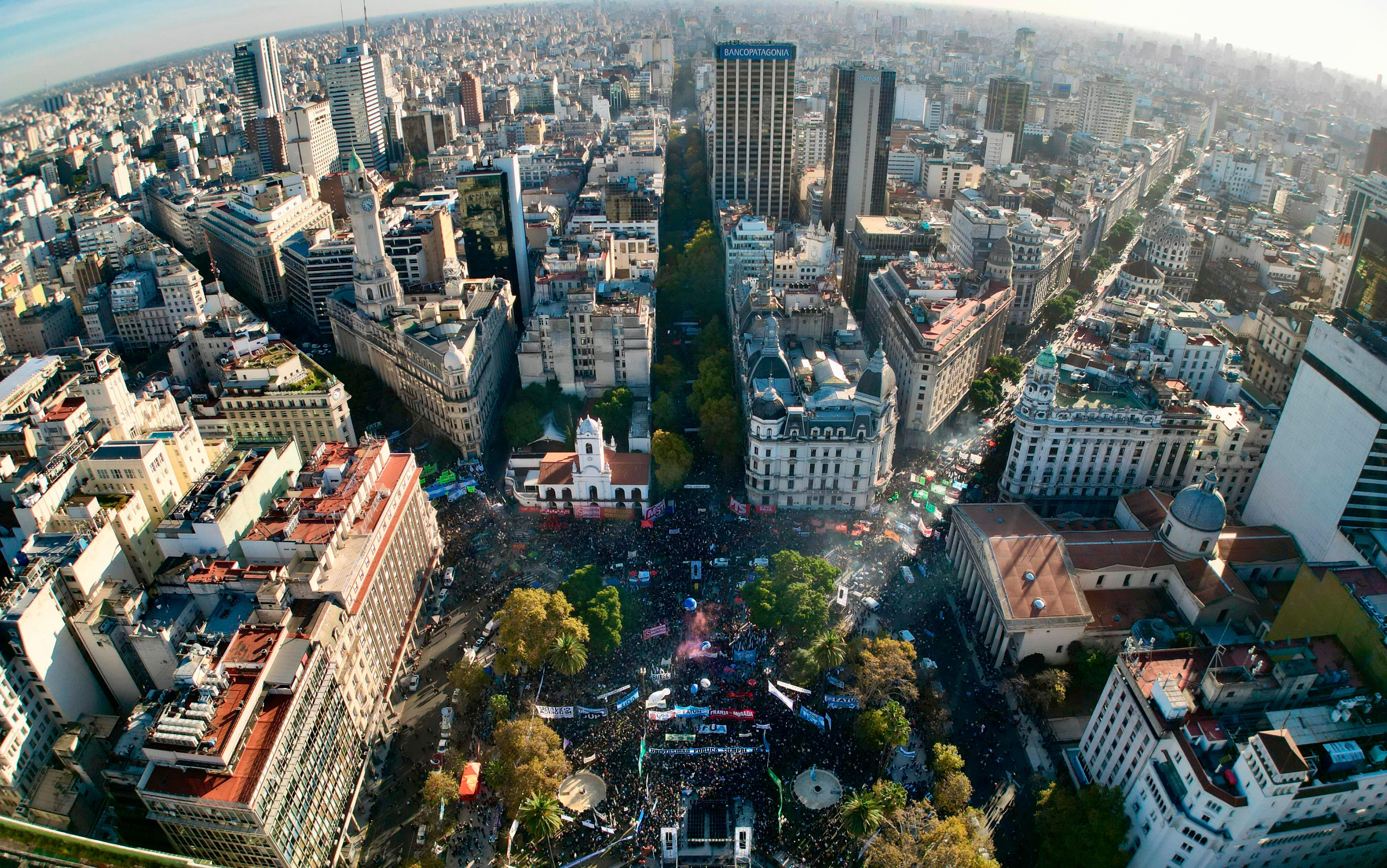 La marcha se convocó en todo el país (Gaston Taylor)