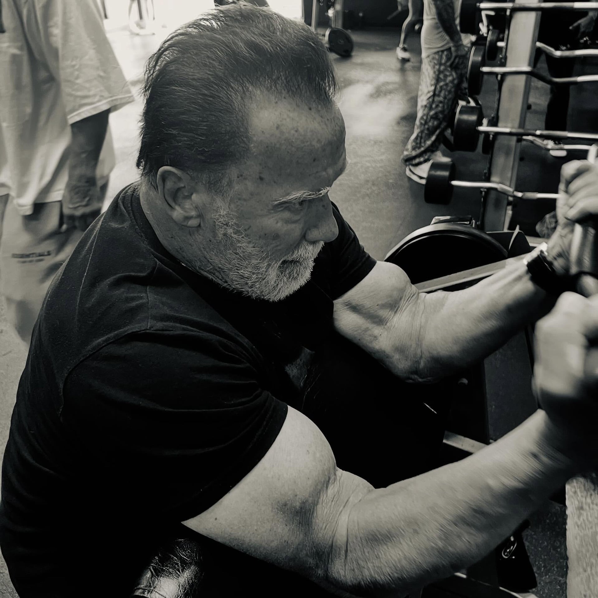 La constancia en la actividad física es el eje de la filosofía de Schwarzenegger, quien afirma que cada entrenamiento representa una victoria personal (Foto: Ig Arnold Schwarzenegger)