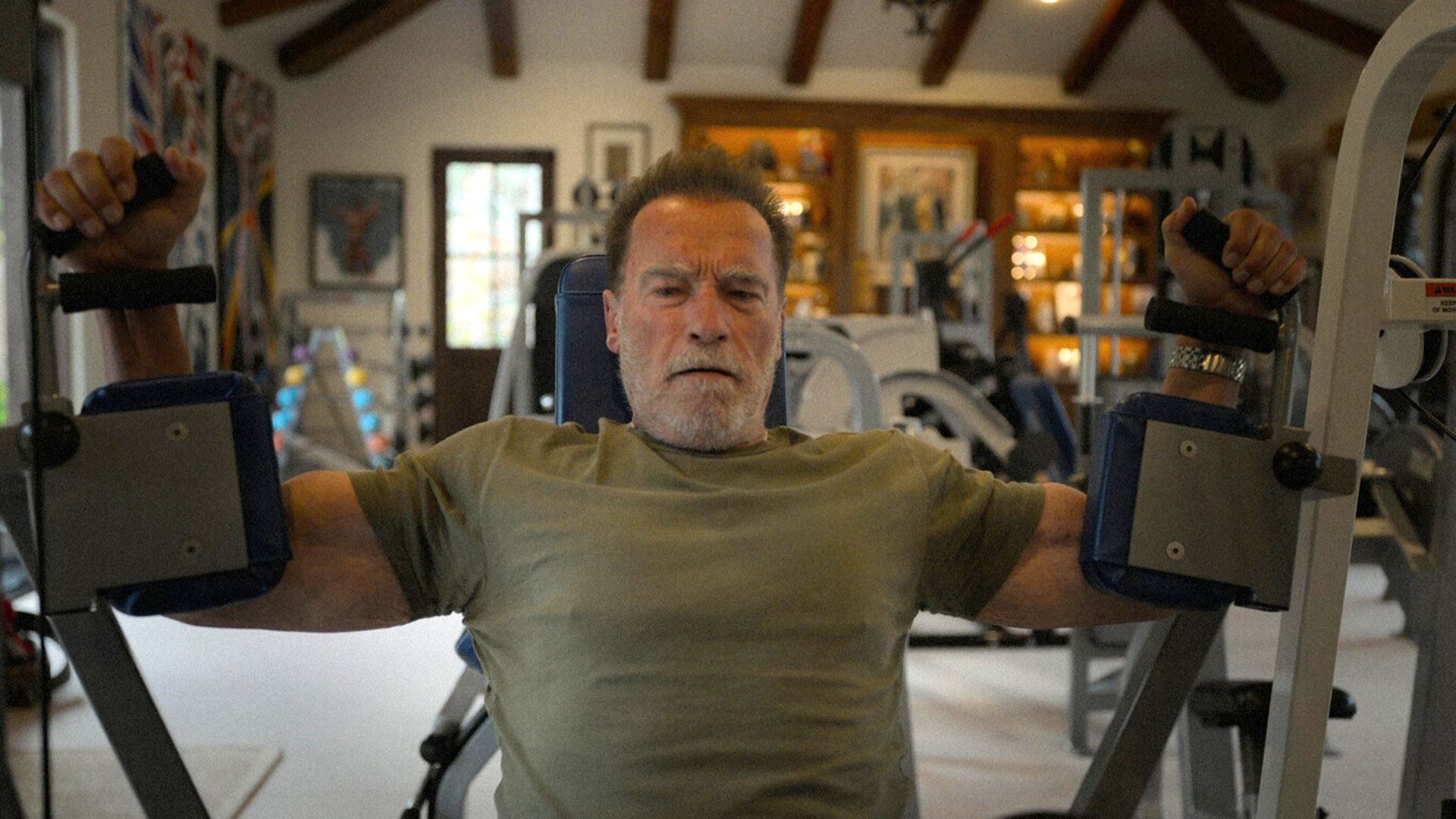 Arnold Schwarzenegger sigue una rutina de entrenamiento diario a sus 78 años, priorizando ejercicios adaptados a su edad y condición física actual (Foto: Ig Arnold Schwarzenegger)