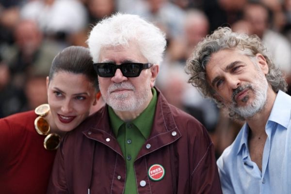 Pedro Almódovar, a solas con Infobae: “Siento que el tiempo se me va y voy corriendo detrás de él”
