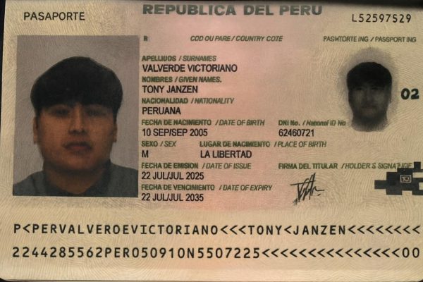 “Pequeño J” llega en un avión de la Fuerza Aérea para responder por el triple crimen: la trastienda de la extradición