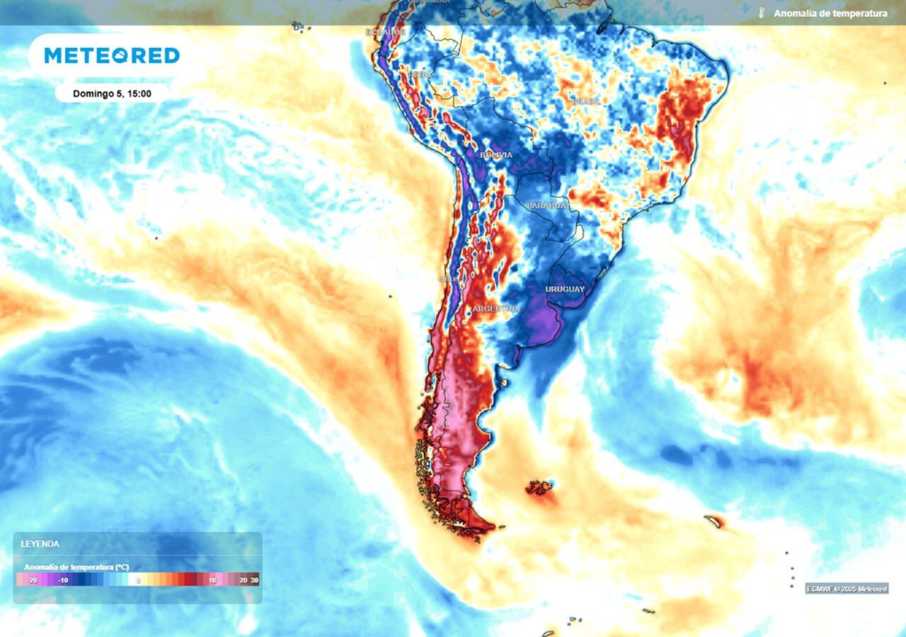 Un ciclón extratropical (también conocido como tormenta de latitud media) es un sistema de bajas presiones que se desarrolla en latitudes fuera de los trópicos