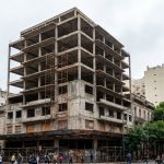 Qué pasa con los edificios abandonados en Buenos Aires y por qué podrían convertirse en viviendas