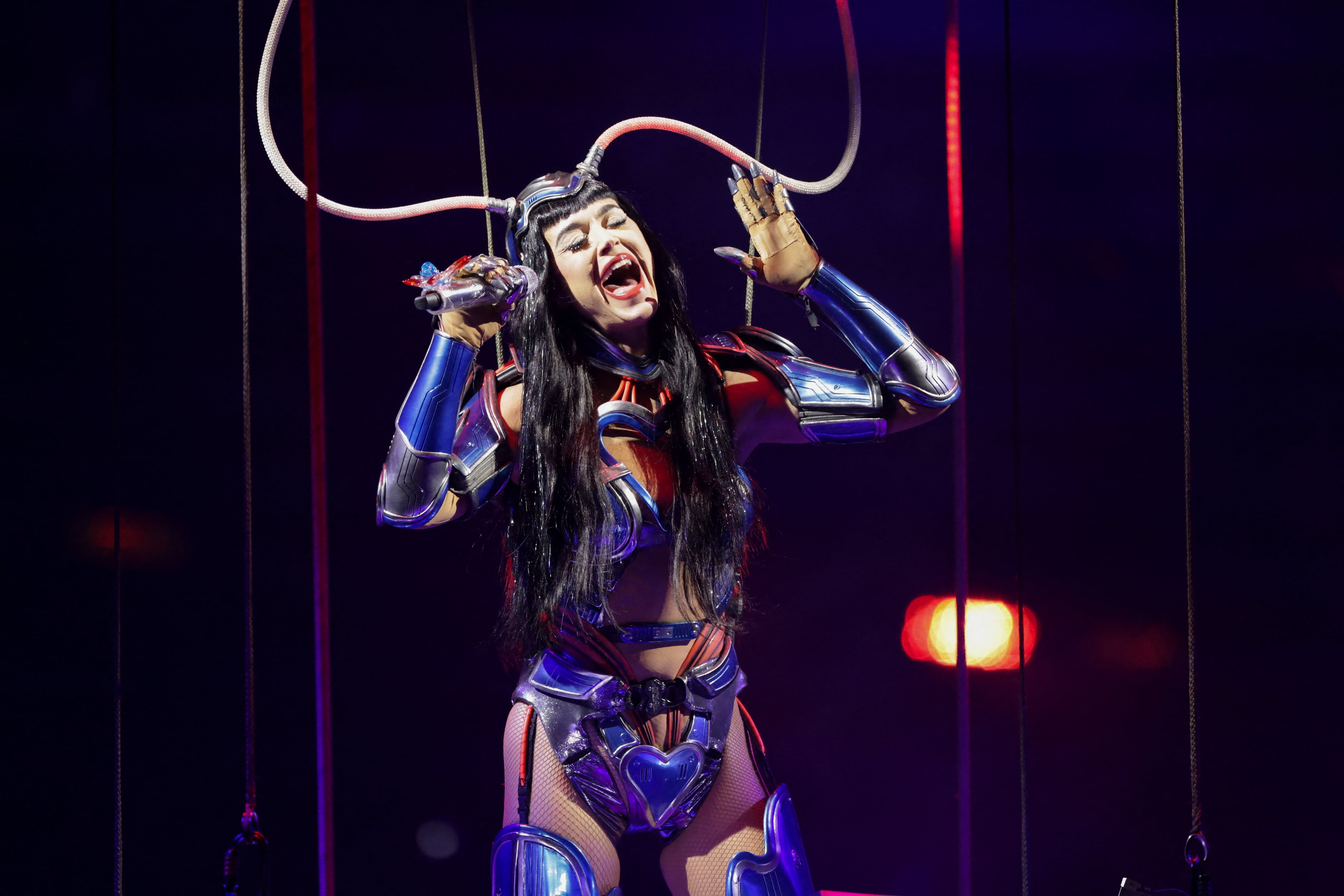 Katy Perry encabezará el espectáculo inicial durante el debut de Estados Unidos ante Paraguay en el SoFi Stadium (REUTERS/Mario Anzuoni)