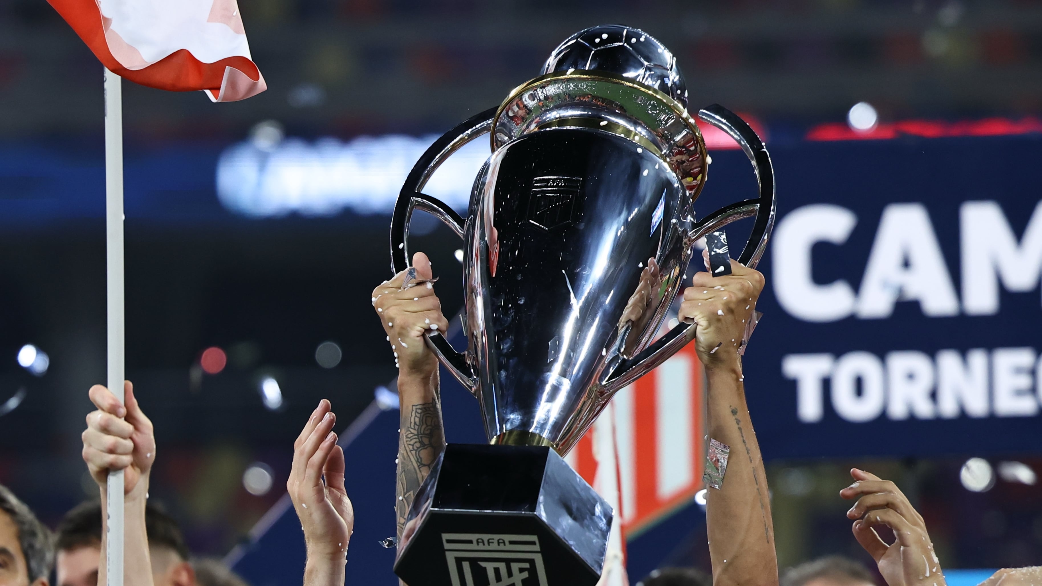 Estudiantes de La Plata es el último campeón del fútbol argentino. ¿Podrá repetir la corona (Crédito: AP/Nicolas Aguilera)