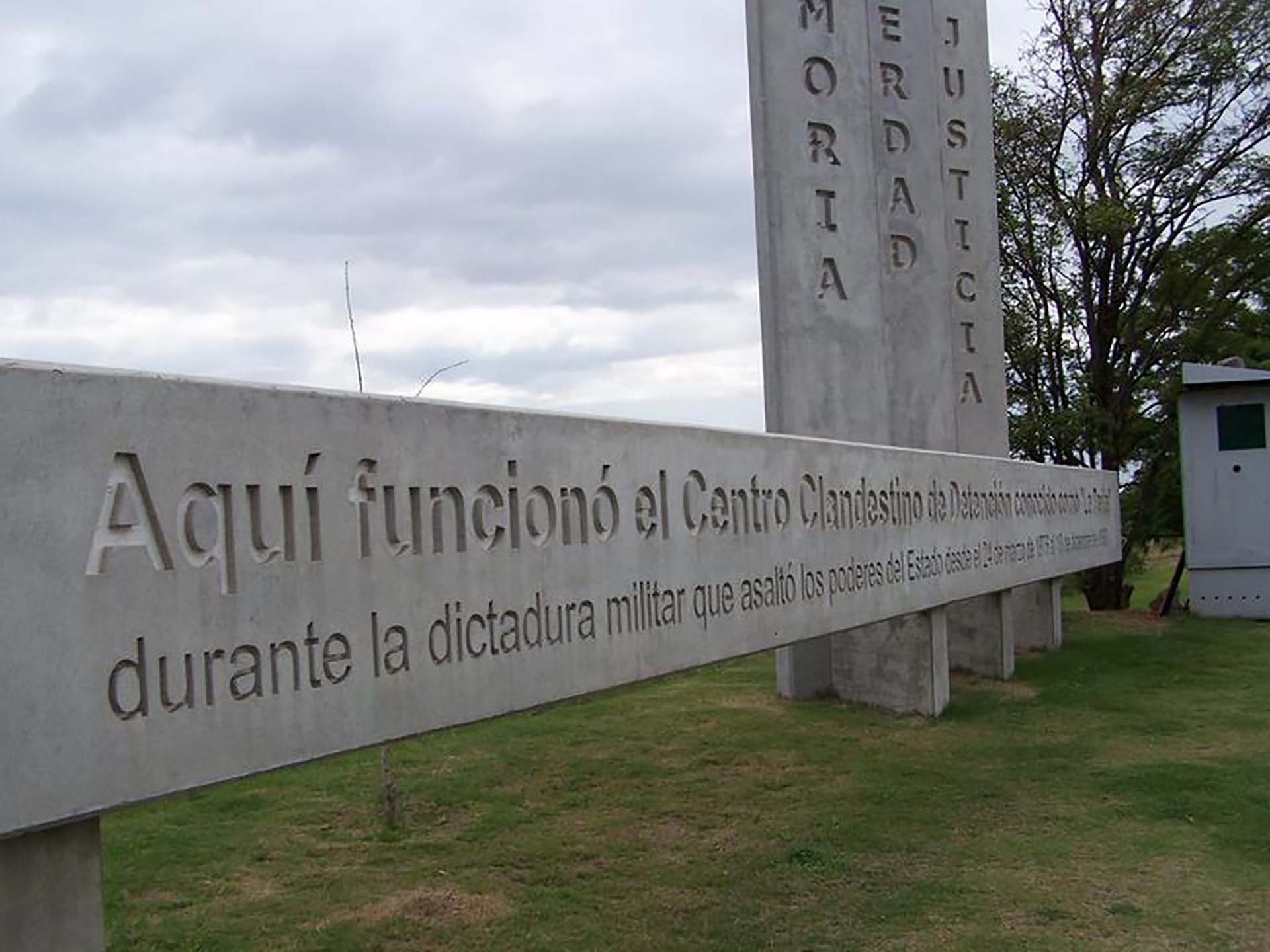 Tres matrimonios desaparecidos durante la dictadura fueron identificados en los terrenos de La Perla en Córdoba