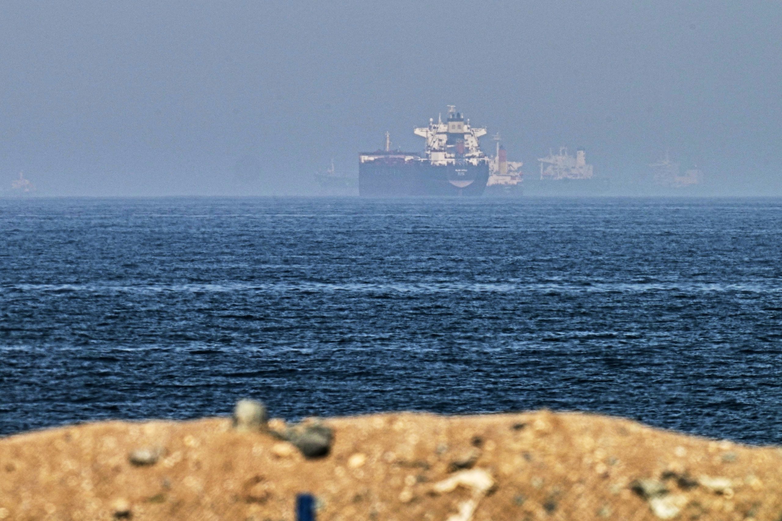 Trump anunció que Estados Unidos escoltará barcos fuera del estrecho de Ormuz: “Es un gesto humanitario”