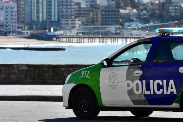 Un hombre denunciado por violencia de género rompió la perimetral varias veces y golpeó a su ex: lo detuvieron