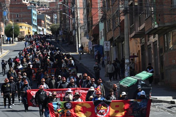 Uruguay planteó su “solidaridad” con el gobierno de Rodrigo Paz en Bolivia y pidió cuidar la institucionalidad
