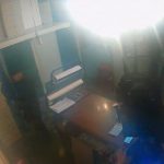 Violento robo piraña en una rotisería: encañonaron a los repartidores, los golpearon y les robaron las motos