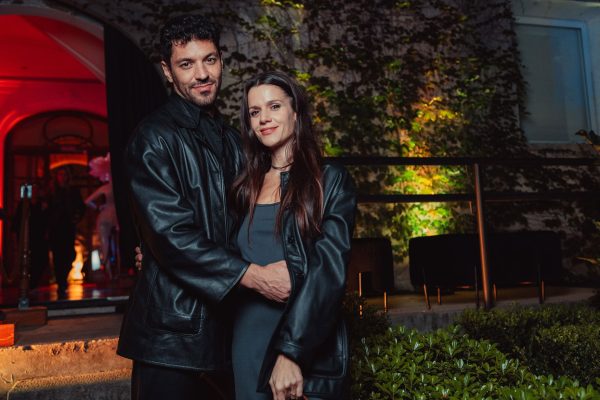 Violeta Urtizberea contó cómo era la curiosa relación con su padre Mex en Magazine For Fai: “Casi no me hablaba”