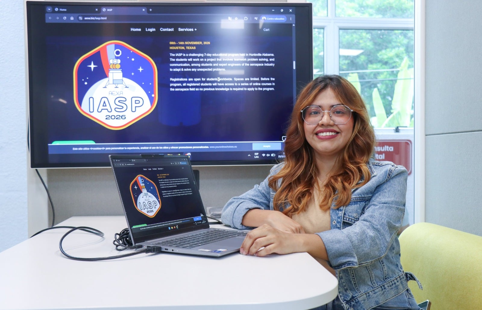 “Yo soñaba con este mundo”: Ariel estudiante universitaria que viajará a la NASA desde El Salvador
