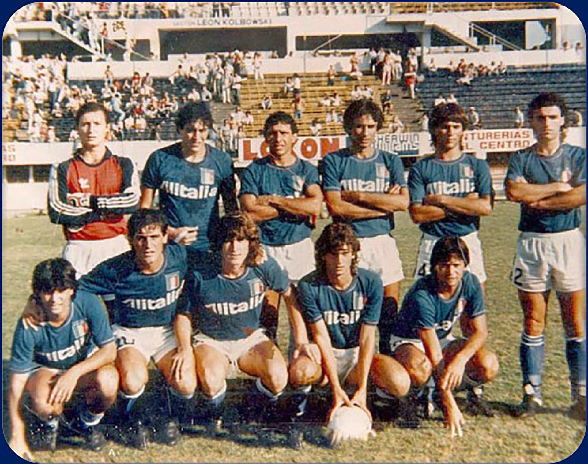 Otra formación de Italiano durante el torneo en cancha de Atlanta, donde hizo de local