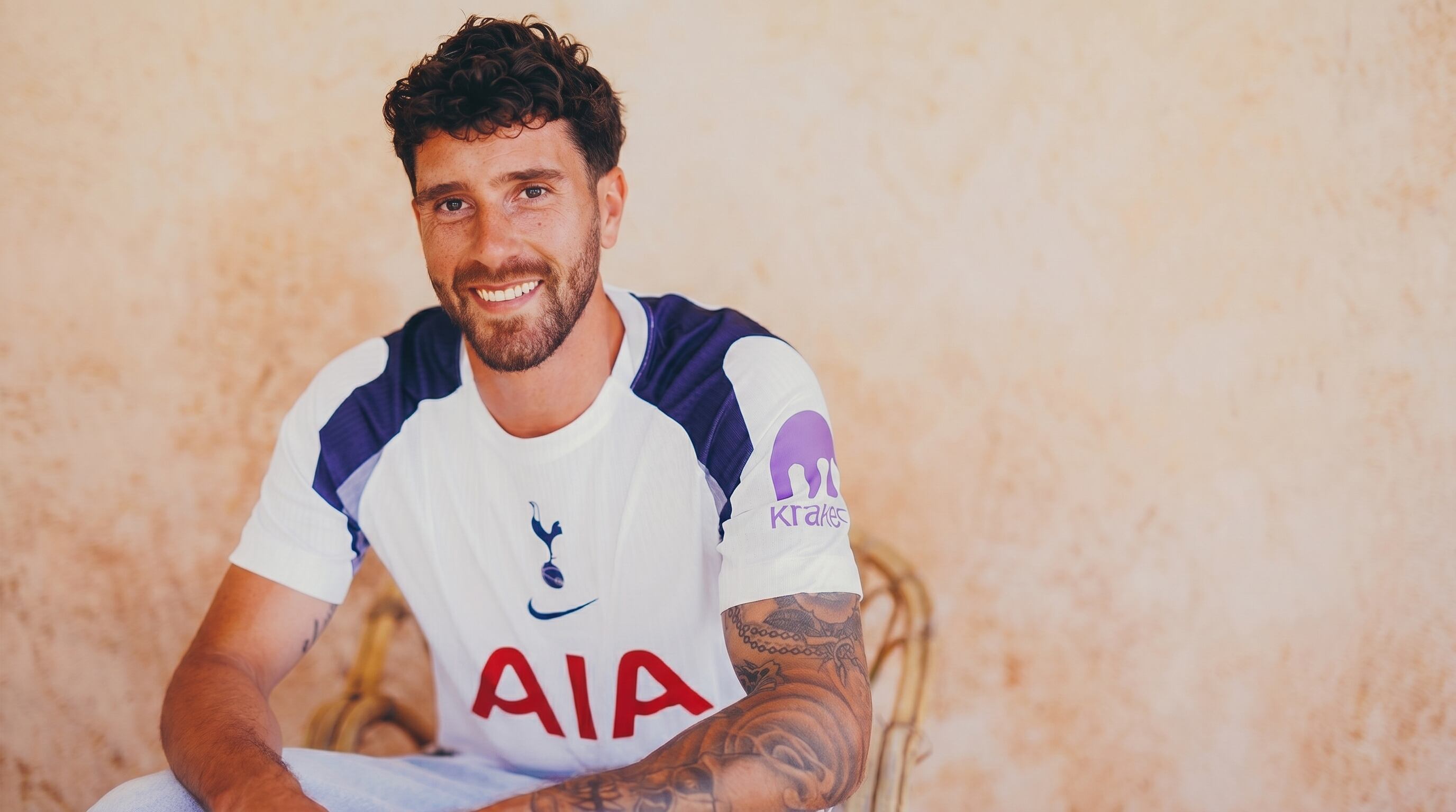 Marcos Senesi acaba de ser anunciado como nuevo refuerzo del Tottenham