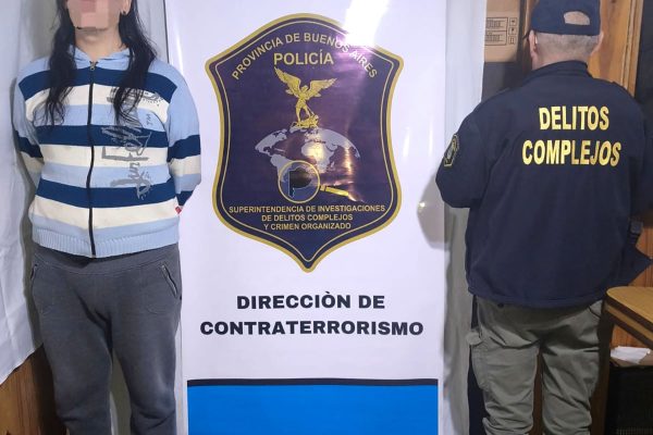 Armas y dagas: la colección nazi de un hombre de Gerli que terminó detenido por vender un uniforme en redes sociales