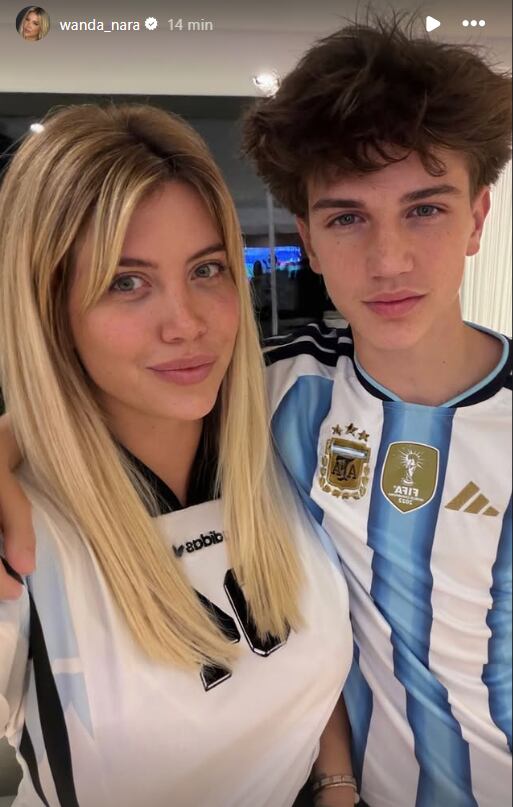 Wanda Nara publicó en Instagram una foto con su hijo y la camiseta de la Selección antes del partido de Argentina
