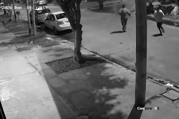 Brutal ataque a un chofer de aplicación en Lanús: recibió nueve puñaladas y está en grave estado