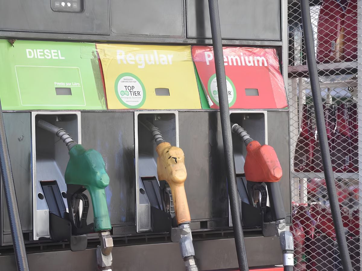 Los consumidores hondureños se beneficiarán con una nueva reducción en los precios de los carburantes. (FOTO: El Heraldo)