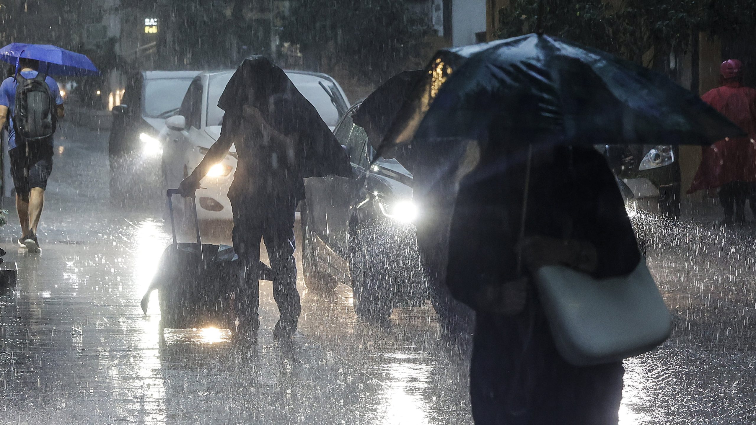 Cómo es la ciclogénesis que llegará al AMBA con temperaturas polares, ráfagas de viento y fuertes tormentas