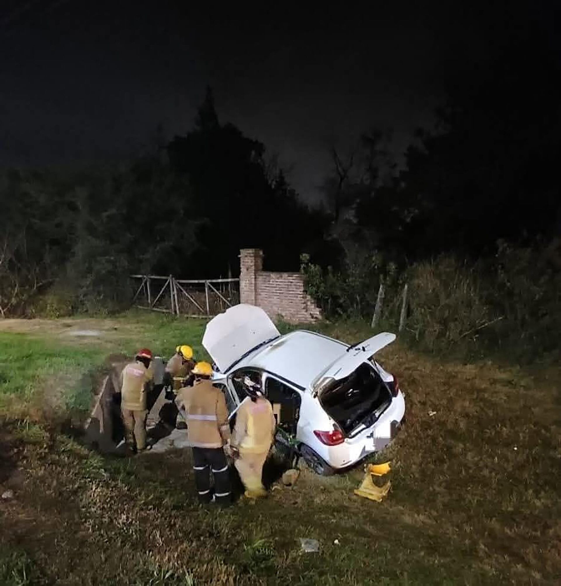 Córdoba: perdió el control de su 4×4, chocó contra un guardarraíl y sufrió fracturas en la columna vertebral