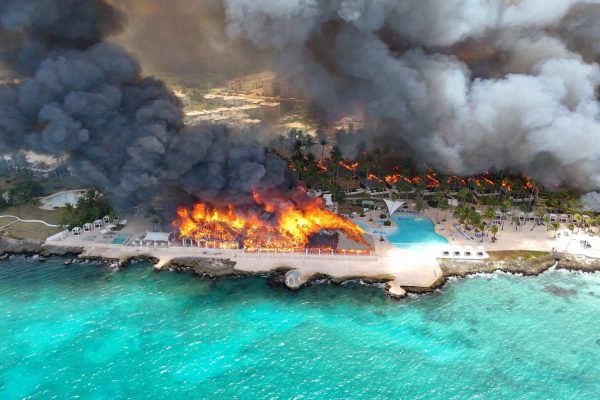 “Corrimos por nuestras vidas”: el dramático relato de los argentinos que vivieron el incendio en el hotel de República Dominicana