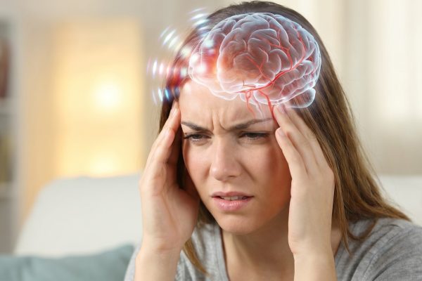 Cuál es el error más común al interpretar un dolor de cabeza, según un estudio
