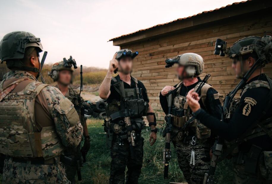 Las jornadas de entrenamiento incluyeron prácticas tácticas, operaciones marítimas, combate en espacios cerrados e intercambio de experiencias entre efectivos de ambos países.