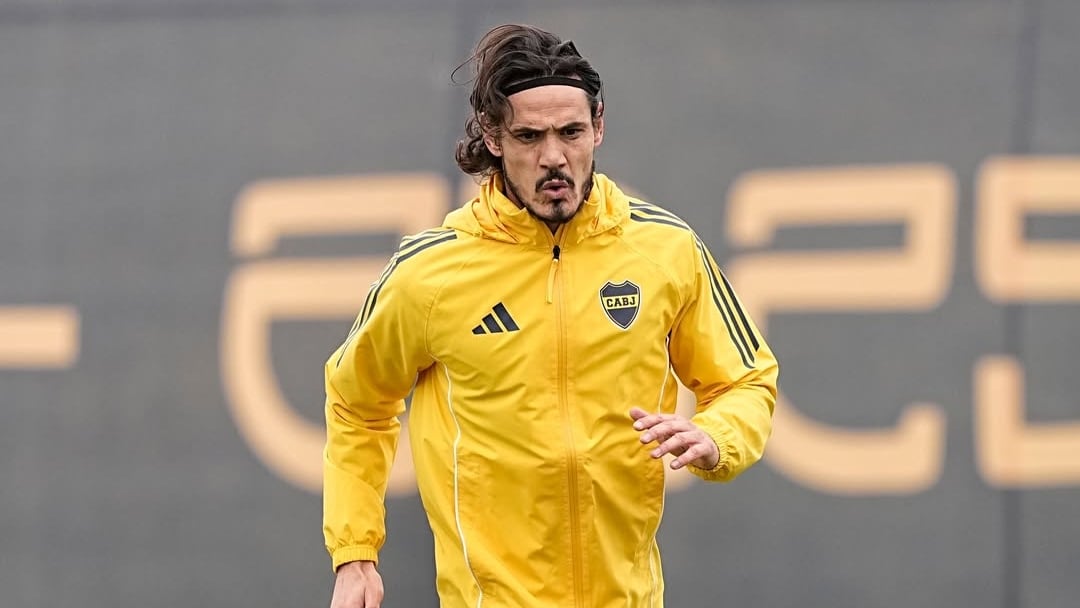Cavani se sometió a una termolesión por radiofrecuencia, un procedimiento ambulatorio que desactiva los nervios que transmiten la sensación de dolor
