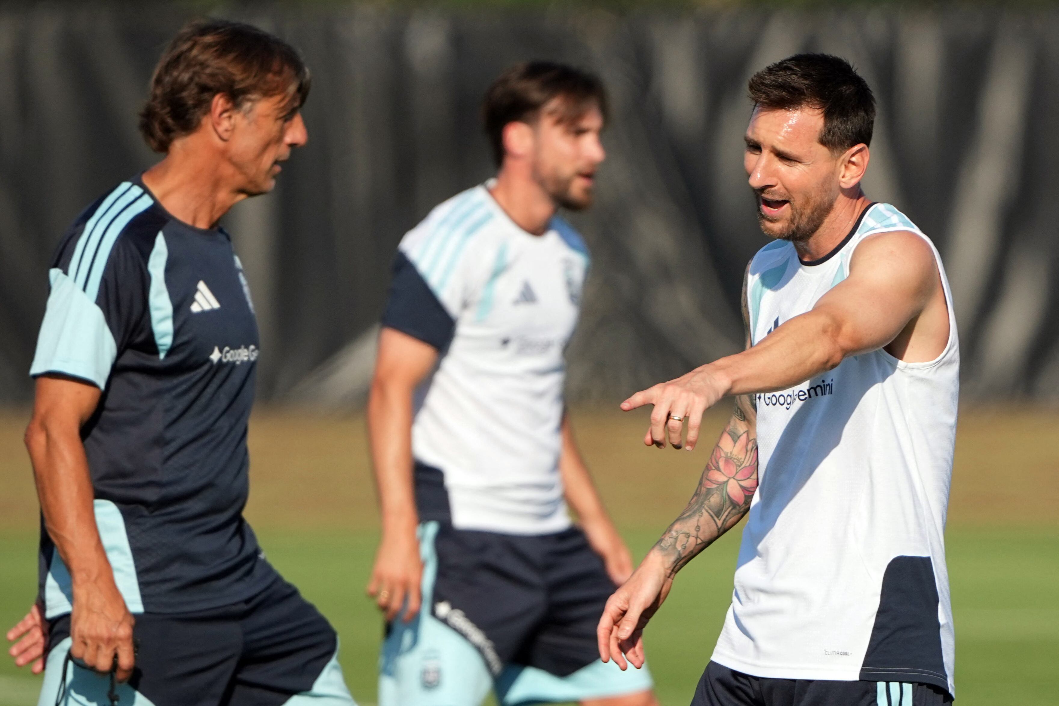 Messi junto al profe Luis Martín (IMAGN IMAGES via Reuters/Denny Medley)