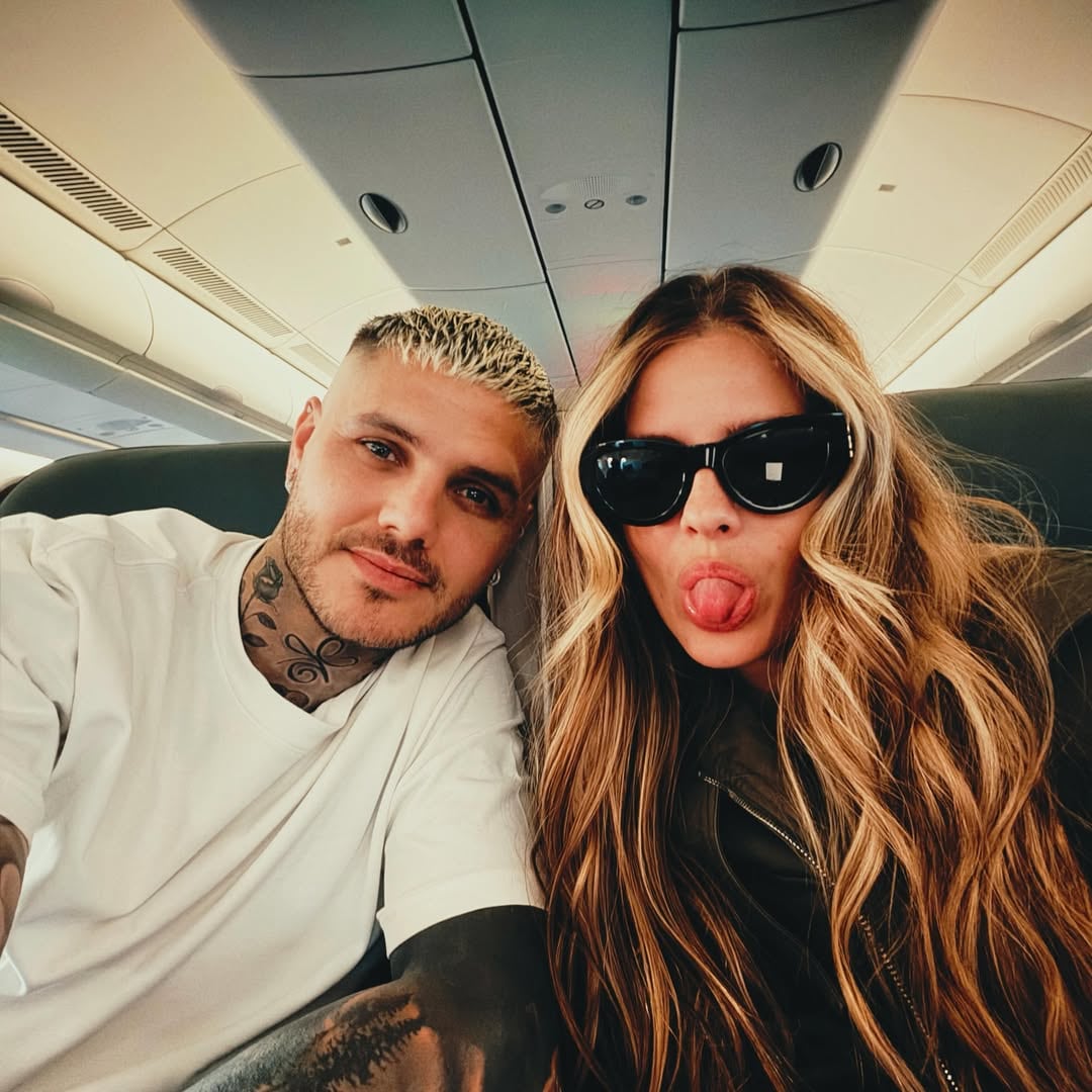 El álbum de la China Suárez y Mauro Icardi sumó escenas en un avión, una instalación artística y un espacio inmersivo con luces durante su paso por Japón
