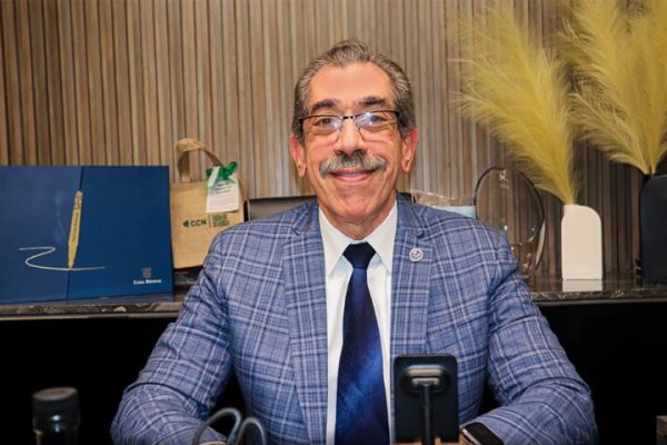 El presidente Luis Abinader ratificó su apoyo al nuevo rector de la UASD en el Palacio Nacional