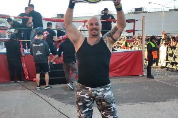 El último adiós al Teniente Murphy de 100% Lucha: la conmovedora despedida de sus colegas y amigos