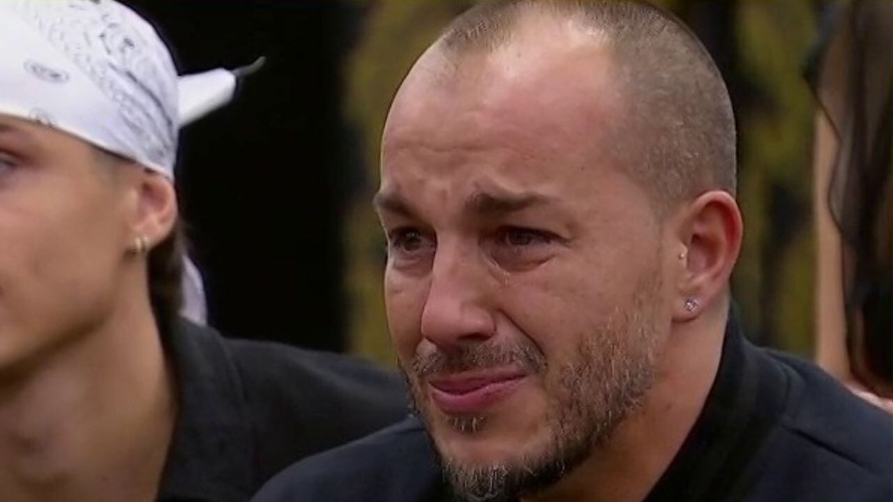 Emanuel quebró en llanto en Gran Hermano: “Mi papá era diácono y me cagaba a palos”