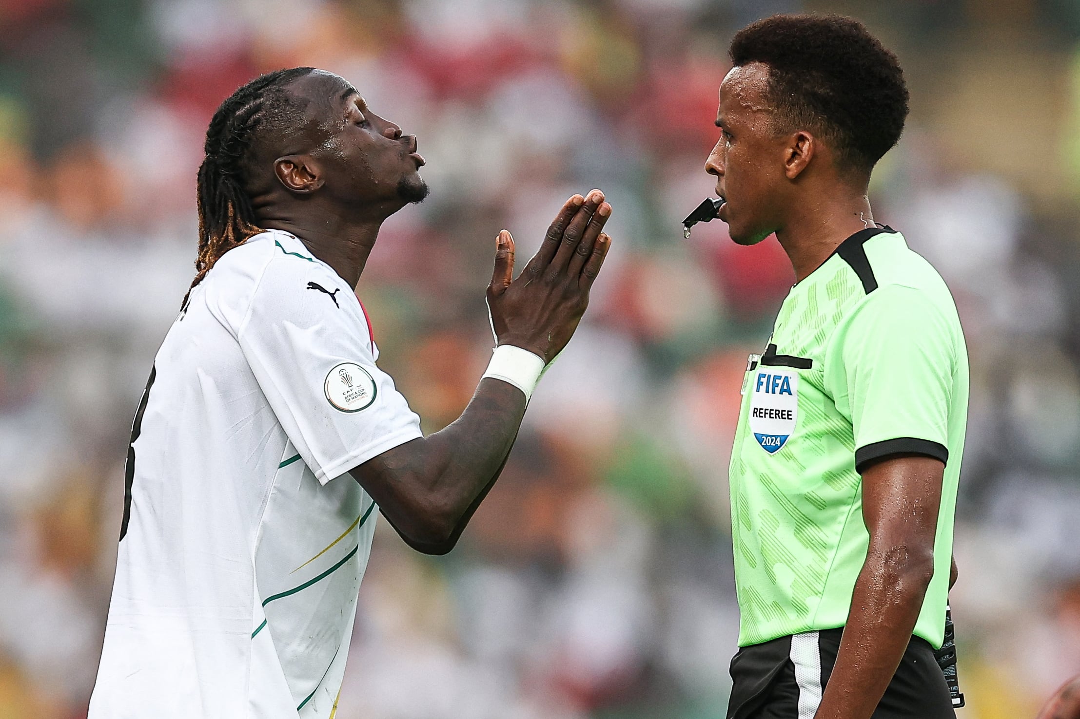 Estados Unidos le impidió el ingreso a Omar Abdulkadir Artan y lo excluyó del Mundial (Photo by FRANCK FIFE / AFP)