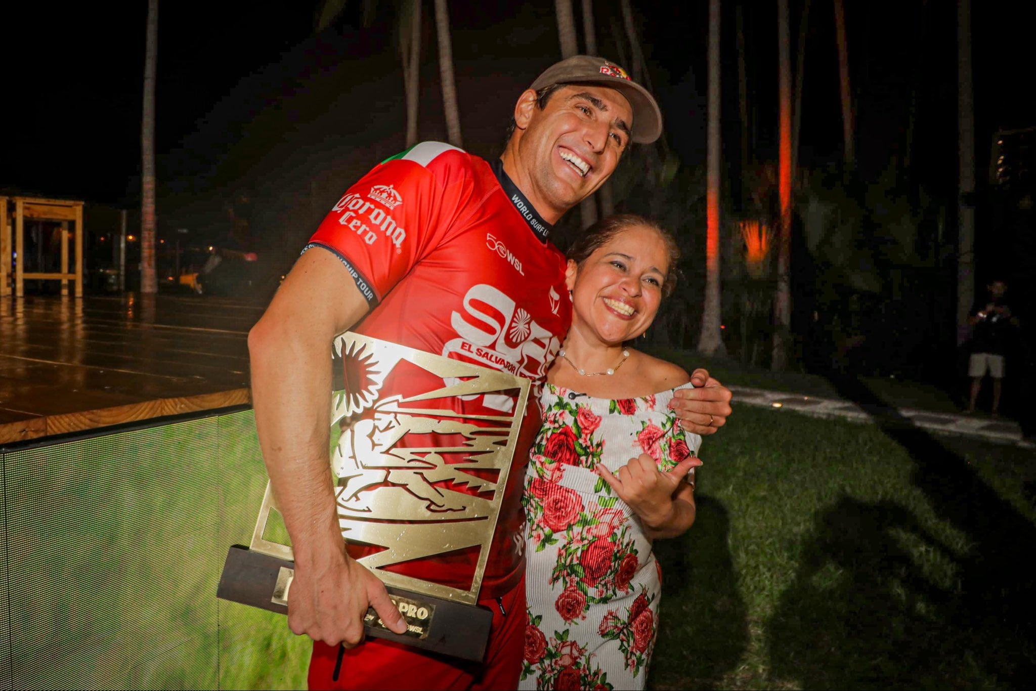 La ministra de turismo, Morena Valdez, resaltó que este torneo es el primero de cuatro eventos internacionales de surf que El Salvador acogerá en 2026 junto a la WSL y la ISA. (Cortesía: Secretaría de Prensa)