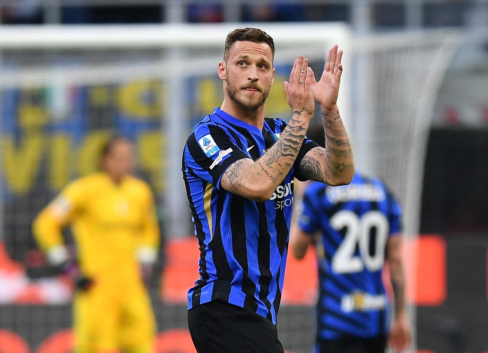 Marko Arnautovic con la camiseta del Inter (REUTERS/Jennifer Lorenzini)