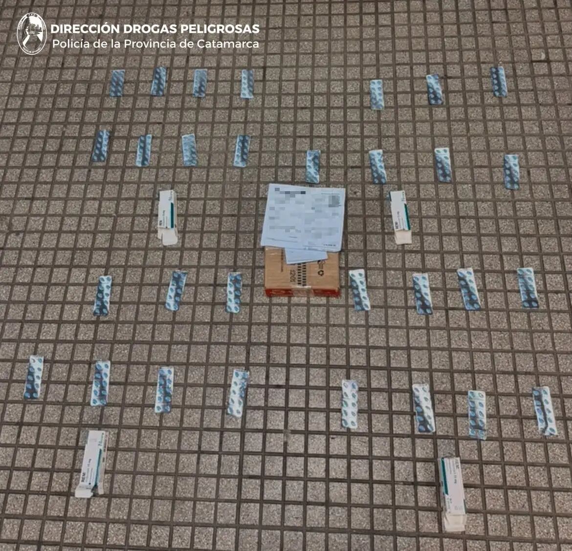 El hallazgo de una guía de encomienda oculta entre las pertenencias de un pasajero fue la clave que permitió profundizar la investigación