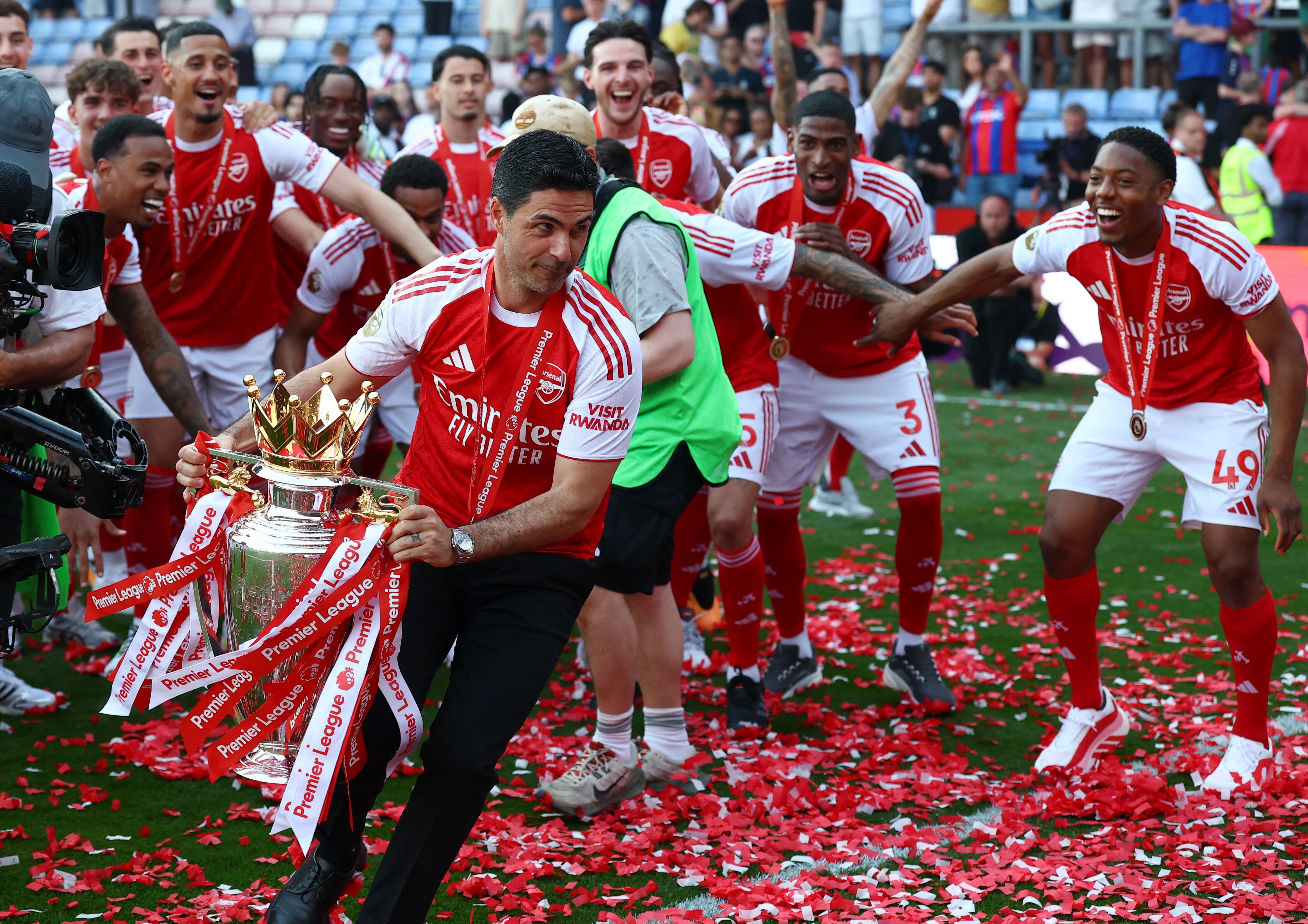 Mikel Arteta transformó al Arsenal desde el caos interno hasta la conquista de la Premier League tras 22 años (Action Images via Reuters/Matthew Childs)