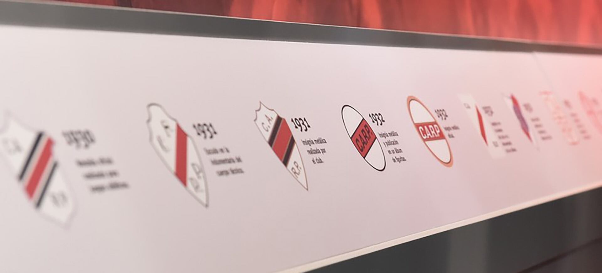 Cómo fue modificándose el emblema a lo largo de la historia (Foto: Museo River)