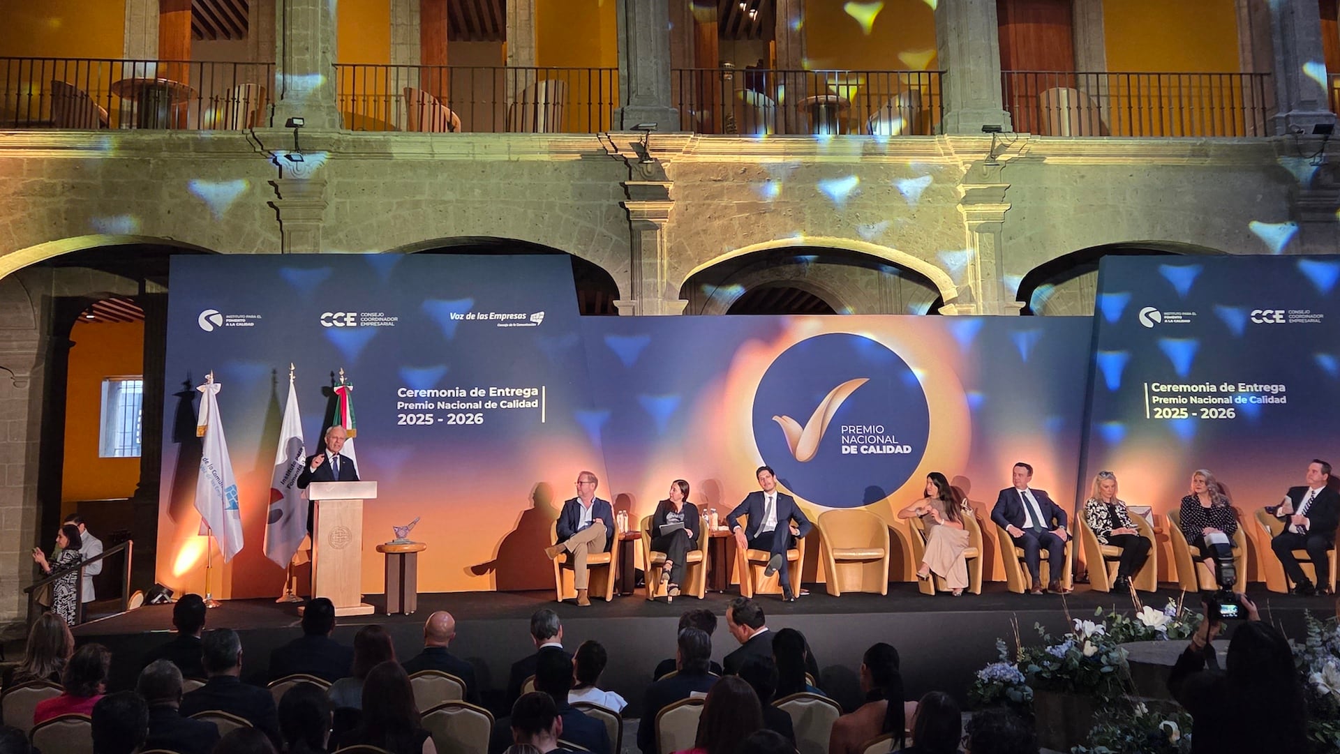 El reconocimiento del Instituto para el Fomento a la Calidad Total, A.C., a Constellation Brands sugiere que la gestión moderna ya se mide por innovación, impacto social y disciplina operativa. (Cortesía Constellation Brands)