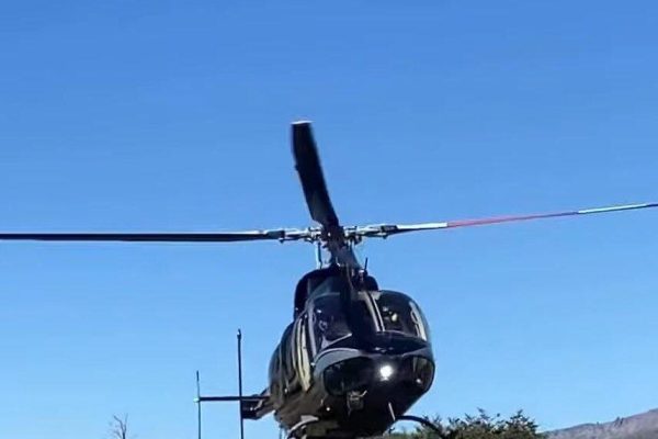 Intentó prender una estufa con nafta, explotó y se quemó: lo tuvieron que trasladar en helicóptero y está grave