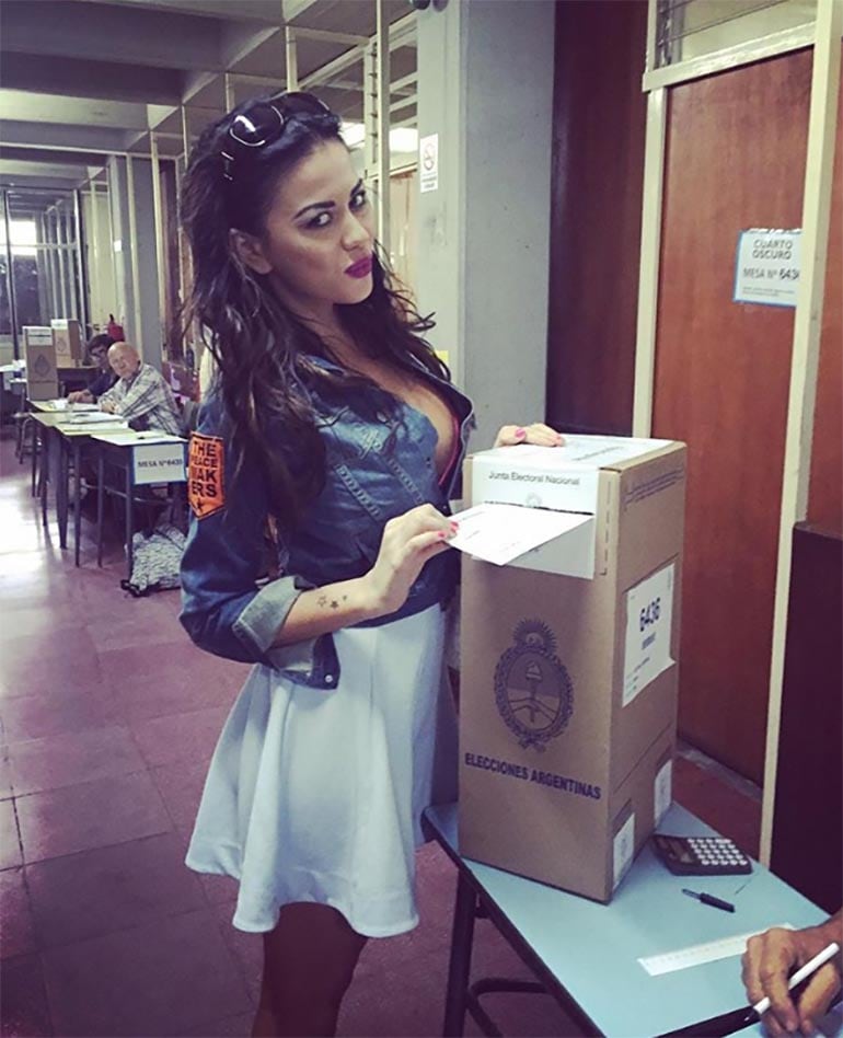 Karina Jelinek recordó su blooper en las elecciones y contó que haría si se dedicara a la política