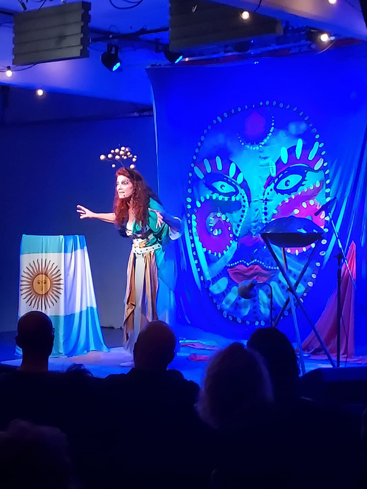 Katja Alemann define a Shambhala en manifiesto escénico