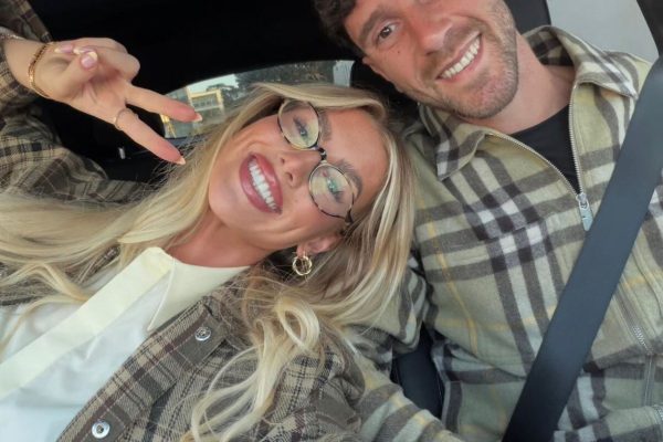 Kelci Rose, la novia inglesa de Marcos Senesi, en medio de los banderazos argentinos en el Mundial